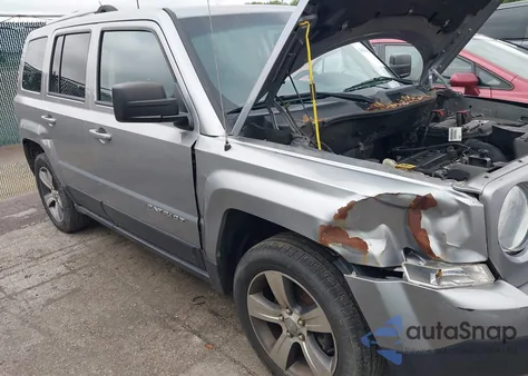 2016 Jeep Patriot High Altitude Edition z USA, uszkodzony, nr VIN 1C4NJPFAXGD727161